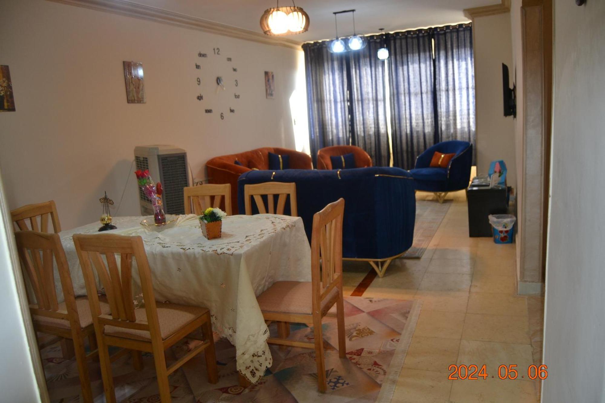 Pyramids Live In Apartment Cairo